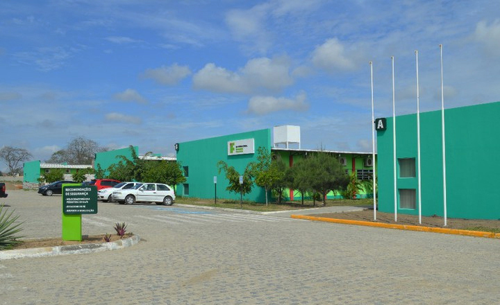 Último dia para solicitar isenção de taxa de inscrição de vestibular do IFPE