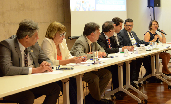 Prefeitos de Pernambuco pedem R$ 4 bilhões ao Governo Federal