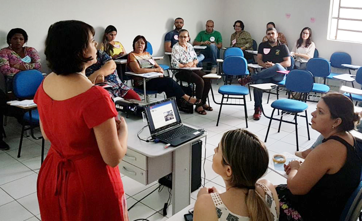 Representantes da Frente Nacional de Prefeitos ministram oficinas em Caruaru