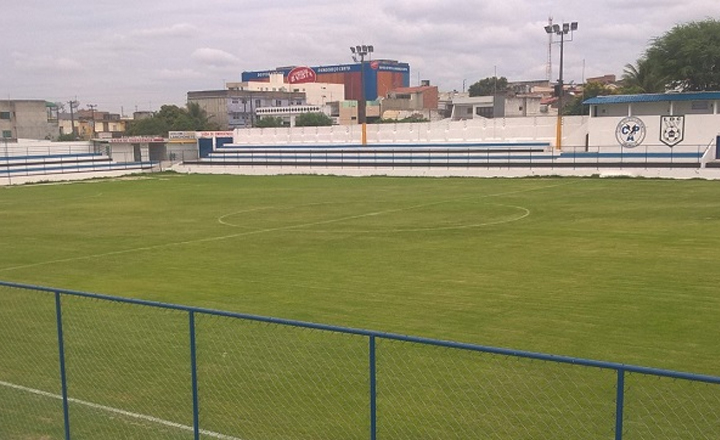 Técnico Mauro Fernandes inicia preparação com possível equipe titular do Central