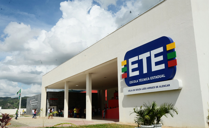 Escolas técnicas de Pernambuco abrem inscrições para cursos técnicos