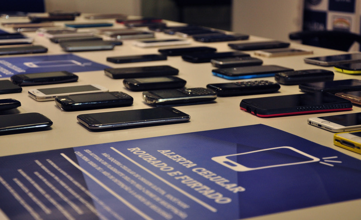 Polícia devolve 58% dos celulares recuperados em Pernambuco
