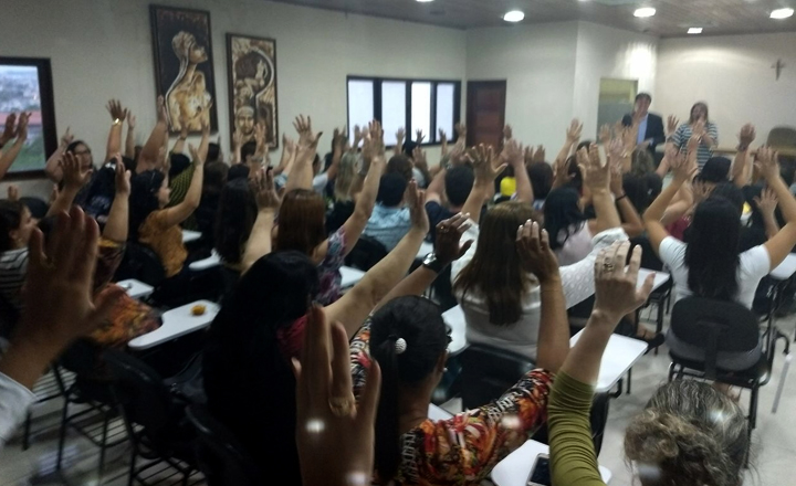 Dentistas de Caruaru denunciam falta de reajuste salarial