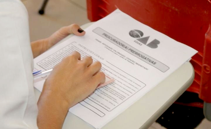 OAB adia segunda fase do Exame de Ordem