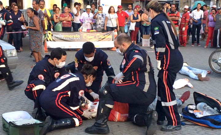 Simulação de acidente é realizada em Caruaru