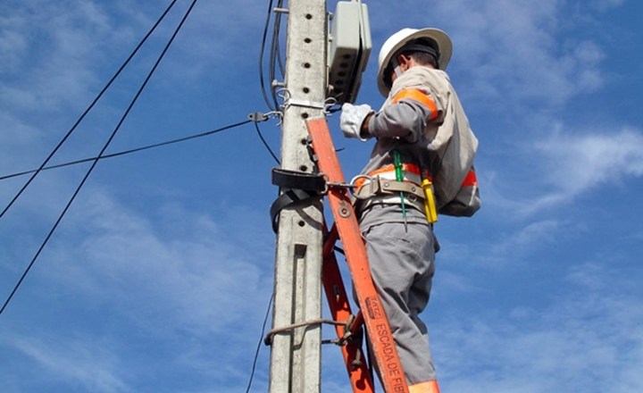 Atendimentos emergenciais da Celpe ficam mais lentos
