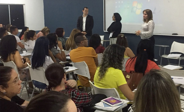 Técnicos e educadores participam de capacitação para São João de Caruaru