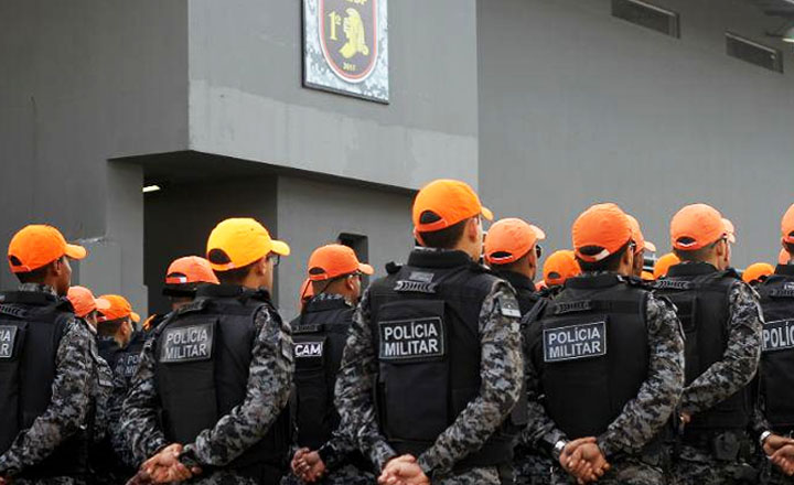 Policias do Biesp prendem suspeitos de tráfico de drogas em Caruaru