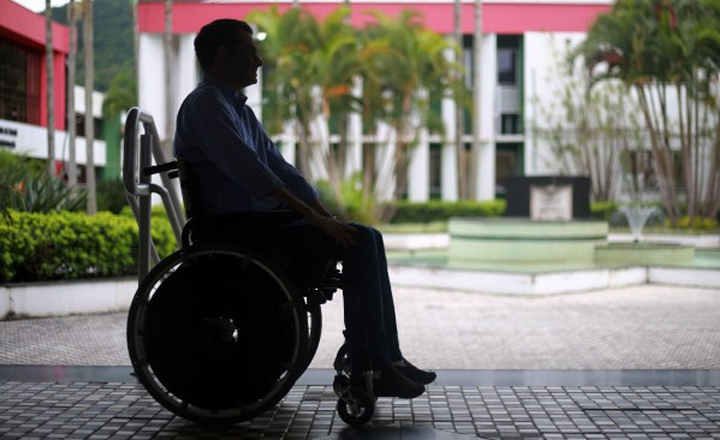 Cadeirantes de Caruaru participam de cadastramento