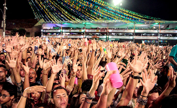 Véspera de São Pedro reúne maior público do São João de Caruaru