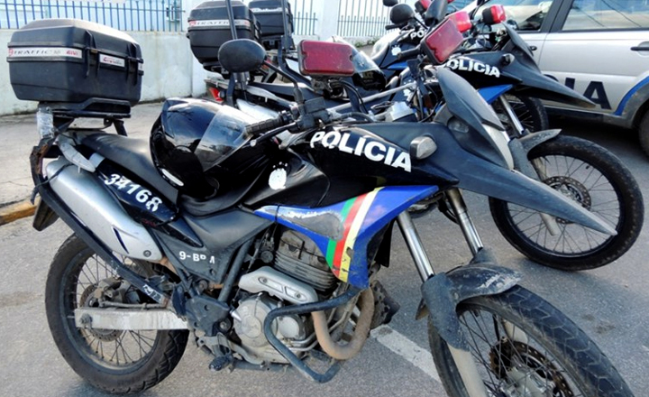 Governo de Pernambuco entrega novas motos para Biesp