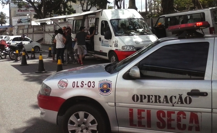 Em dez anos, Operação Lei Seca emite mais de 40 mil multas em Pernambuco