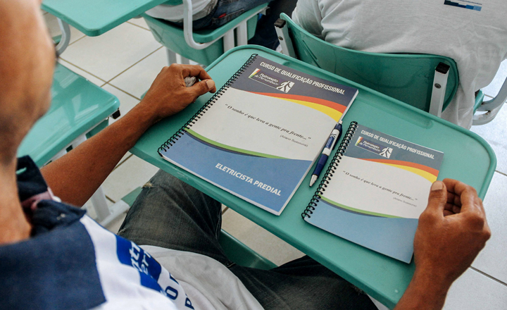 Reeducandos de Caruaru concluem cursos profissionalizantes