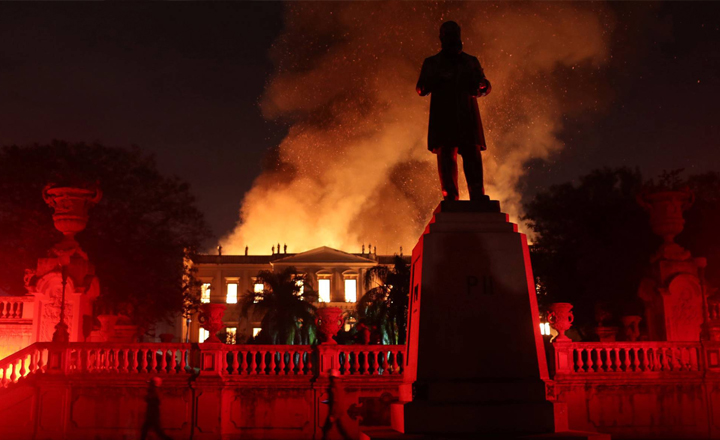 Deputados de Pernambuco lamentam incêndio no Museu Nacional