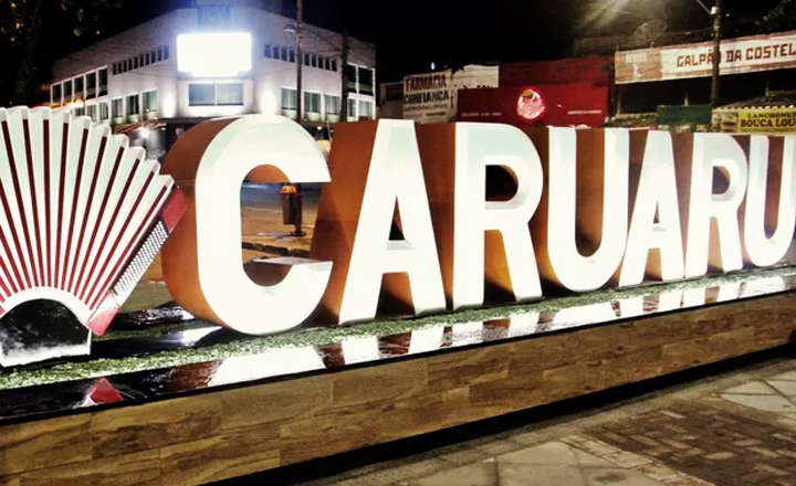 Letreiro de Caruaru passa por manutenção