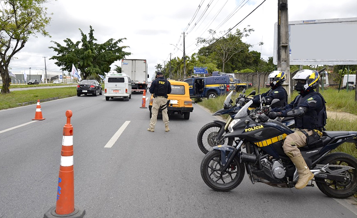 Operação Nossa Senhora Aparecida intensifica fiscalização em rodovias de Pernambuco