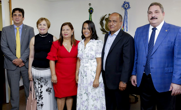 Deputados assumem vagas na Assembleia Legislativa de Pernambuco