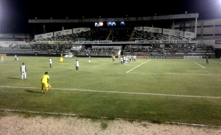 Central vence Salgueiro em segunda partida do Campeonato Pernambucano