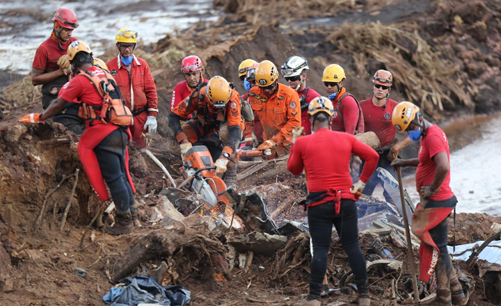 Voluntários de Pernambuco embarcam para Brumadinho