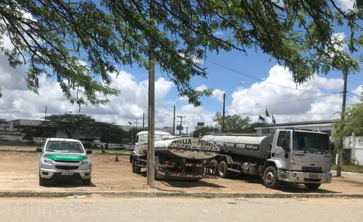 Operação prende donos de restaurantes em Caruaru