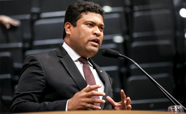 Deputado solicita antecipação de diárias de policiais que trabalharão no Carnaval de Pernambuco