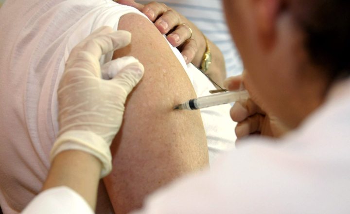 Pernambuco imuniza 50% do público-alvo da Campanha de Vacinação contra Gripe