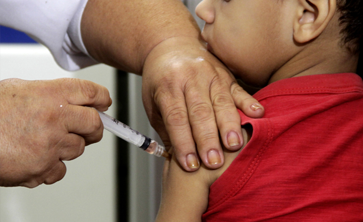 Pernambuco atinge meta de vacinação de crianças contra gripe