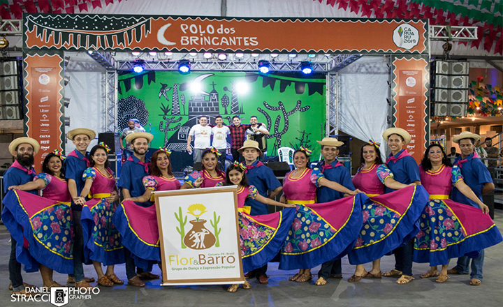 Grupo de dança Flor e Barro representará Caruaru e o Nordeste em festival de folclore no RS