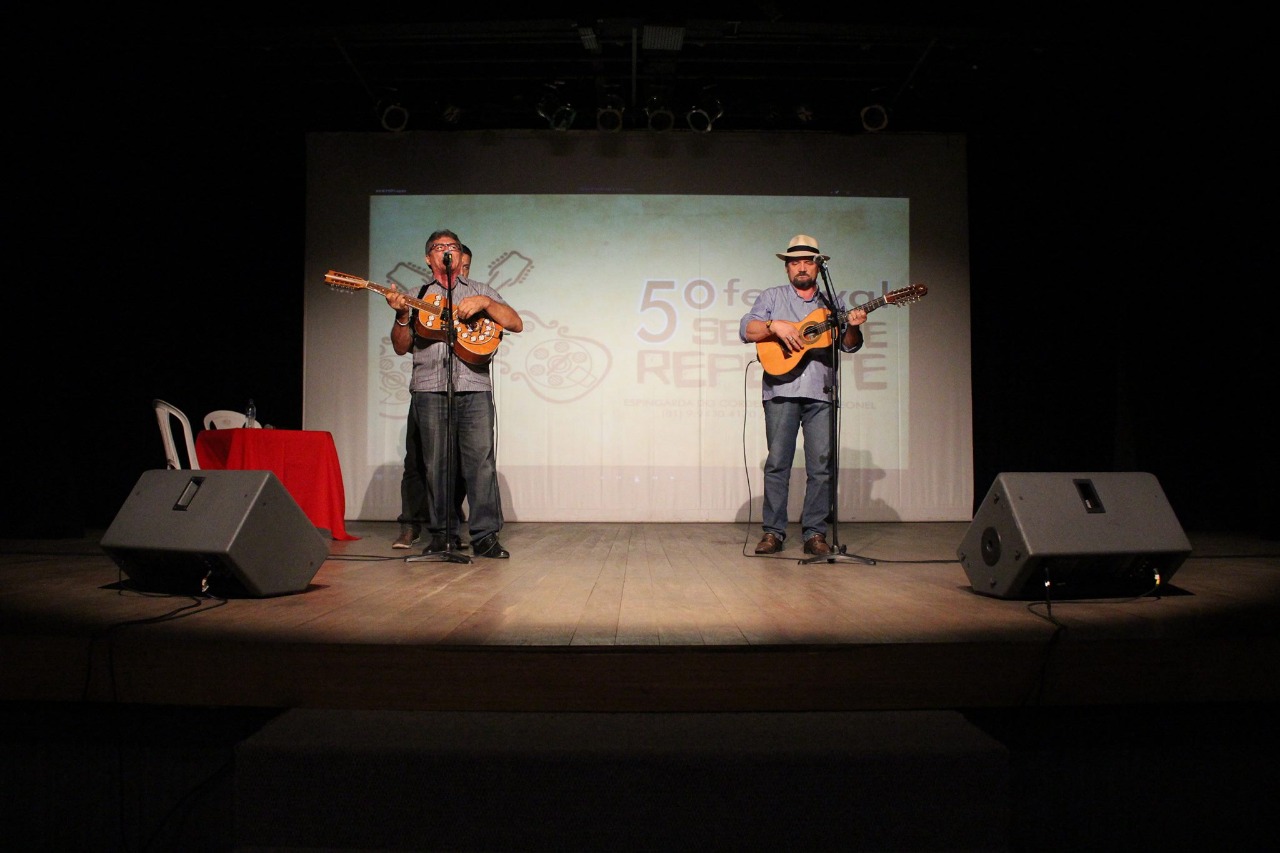 Caruaru recebe festival de violeiros nesta sexta
