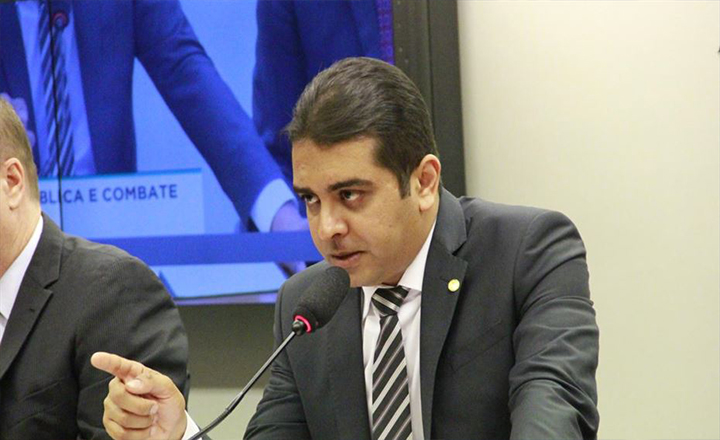 Projeto de Lei aumenta pena para quem ameaça a mulher