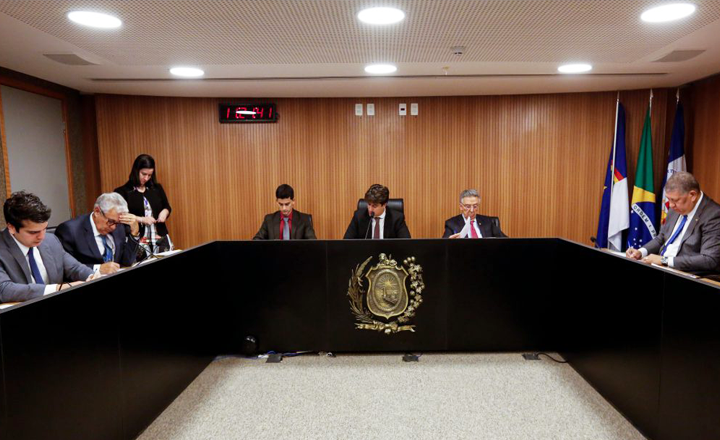 Deputados aprovam repasse de verbas para ações de combate à violência