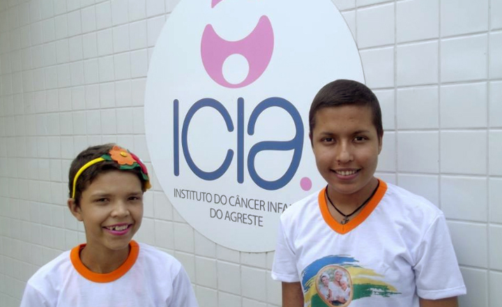 ICIA realiza brechó solidário em Caruaru