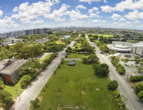Técnicos administrativos da UFPE e UFRPE realizam paralisação