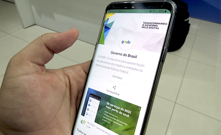 Estudantes terão carteira digital a partir desta segunda