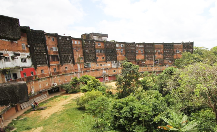 Faculdade de Odontologia de Pernambuco suspende atividades por falta de estrutura