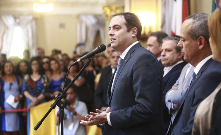 Governo do Estado empossa novos gerentes regionais de educação