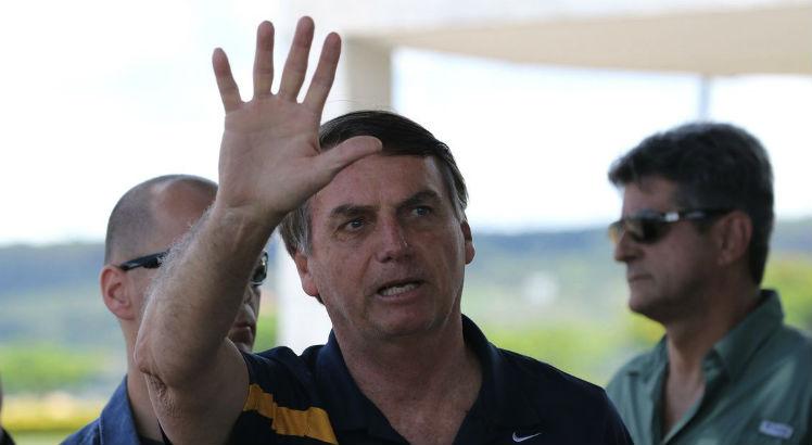 Bolsonaro divulga aumento no piso salarial dos professores