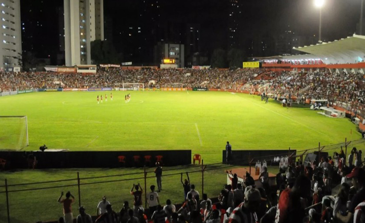 Polícia Civil realiza buscas nas sedes da Torcida Jovem e Inferno coral na manhã desta sexta-feira (21)