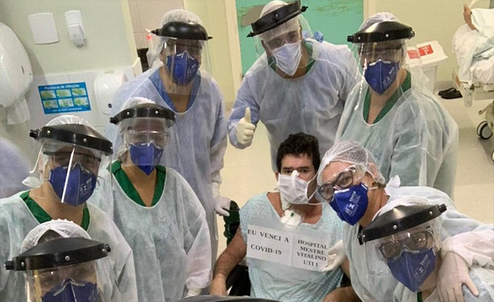 Dois pacientes com Covid-19 recebem alta da UTI do HMV, em Caruaru