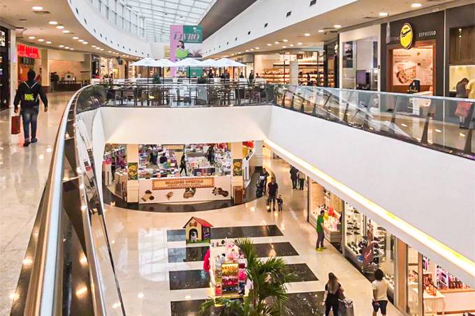 Governo de Pernambuco veta reabertura de shoppings