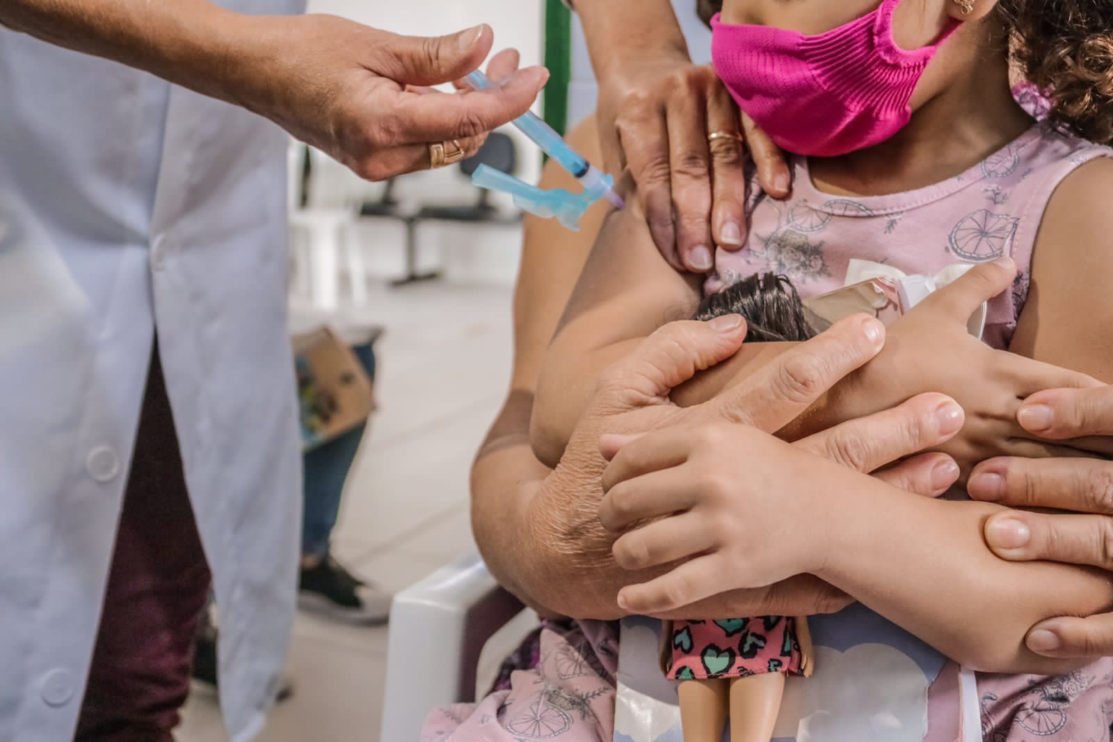 Caruaru amplia vacinação contra Covid-19 para crianças a partir de três anos