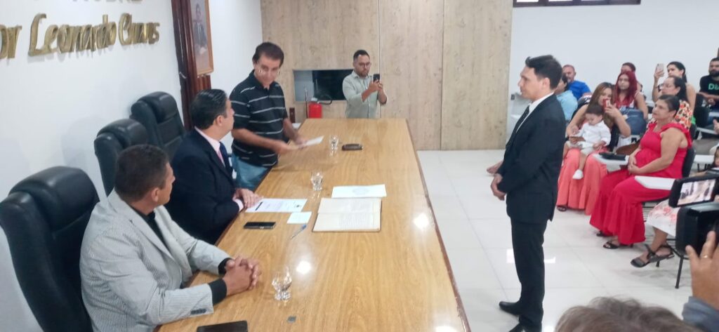 Cerimônia aconteceu na manhã desta terça-feira (21). (Imagem: Dido Montenegro)