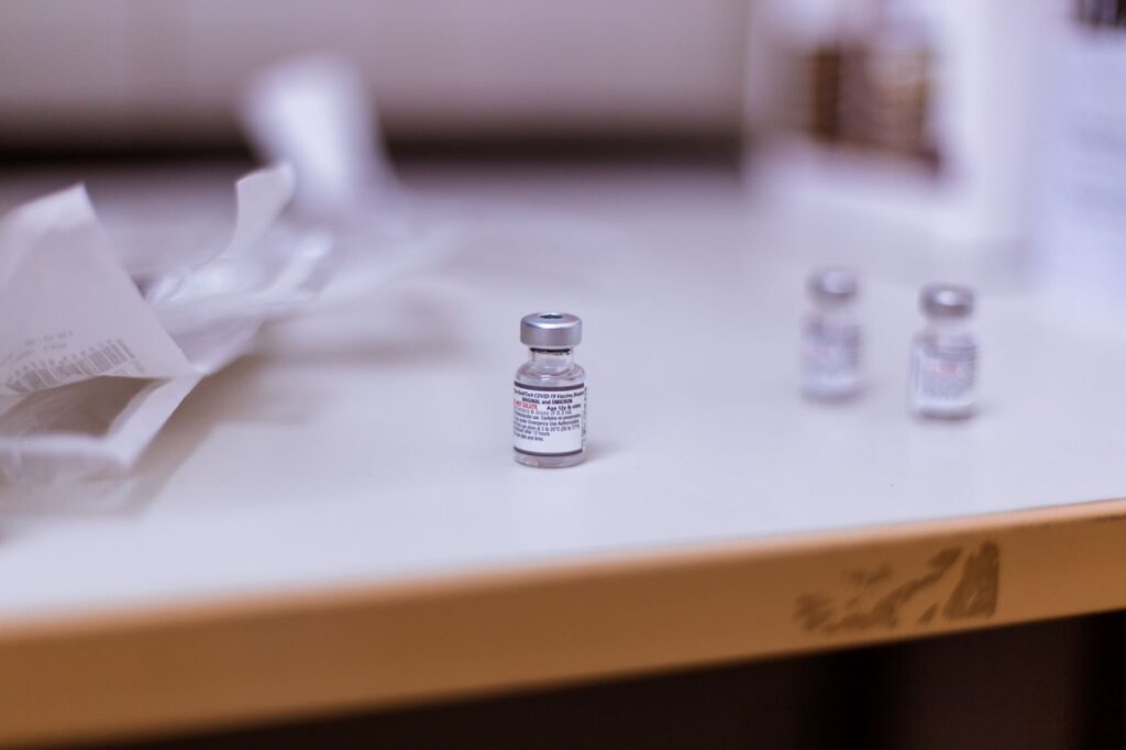 Idosos com 60 anos ou mais podem receber o imunizante. (Imagem: Prefeitura de Caruaru)