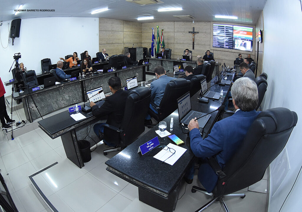 Também foi aprovada a criação de 160 vagas para apoio escolar e 50 para monitor de transporte escolar. (Imagem: Vladimir Barreto)
