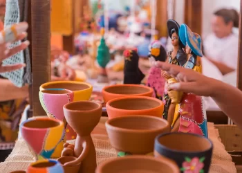 Estação Ferroviária recebe Feira da Mulher Empreendedora durante o Pré-Carnaval