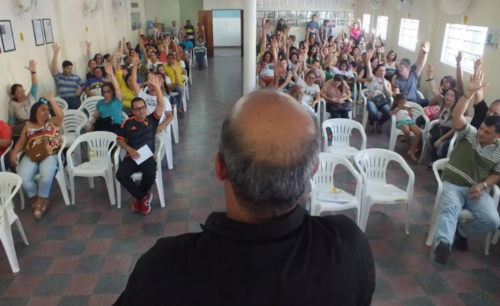 SISMUC convoca servidores de Caruaru para assembleia extraordinária