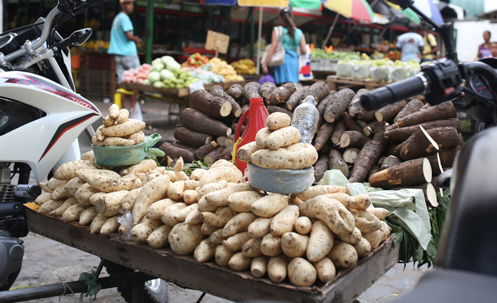 Prefeitura de Caruaru remaneja comerciantes informais