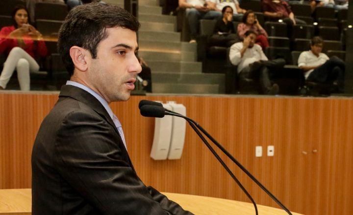 Deputado propõe carteira de habilitação gratuita para trabalhadores rurais de Pernambuco