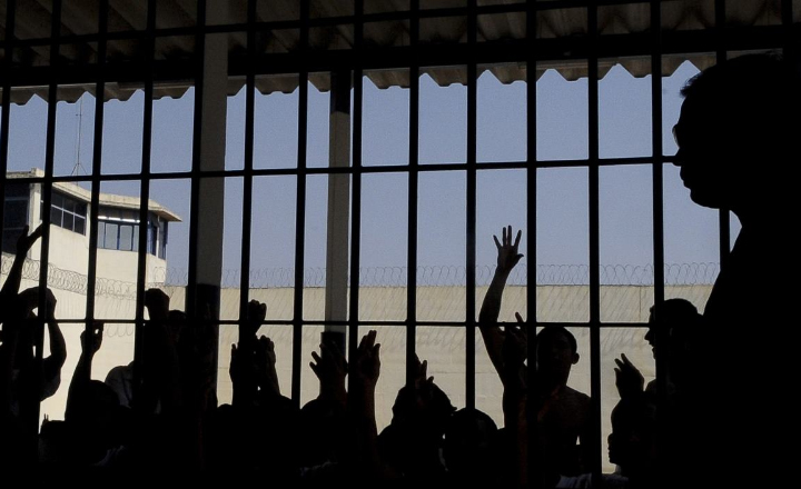 Postos de saúde de presídios devem reduzir atendimento em Pernambuco