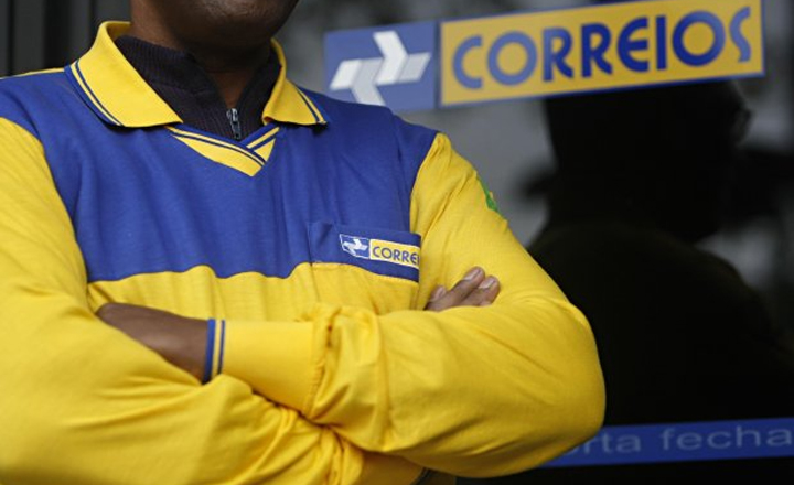 Funcionários dos Correios em Pernambuco decretam greve por tempo indeterminado